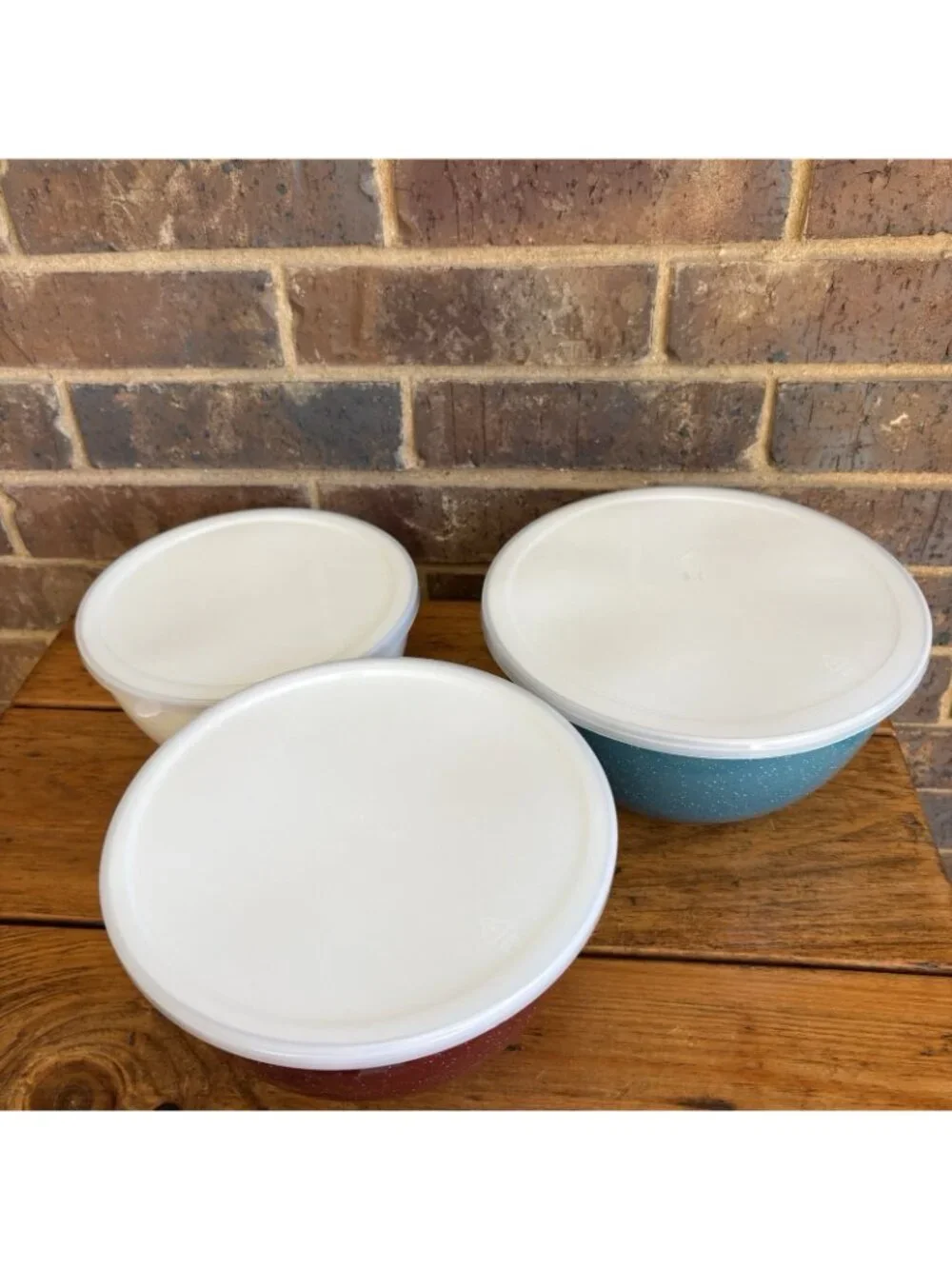 The Pioneer Woman Enamelware Mixing Bowls Set Of 3 With Lids Nesting